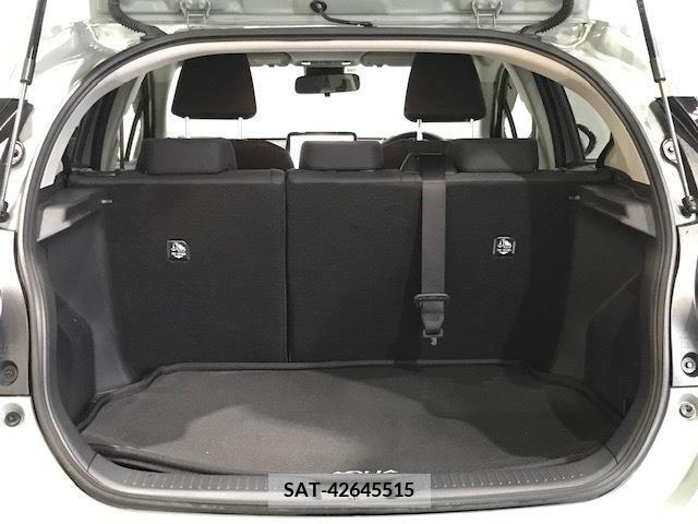 Toyota AQUA 2022-11 356313-24