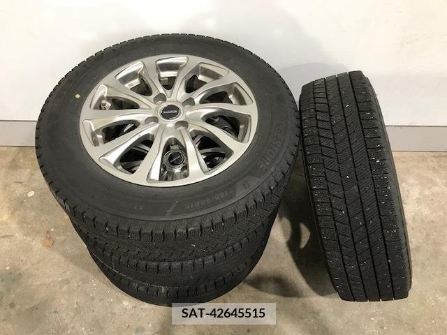Toyota AQUA 2022-11 356313-9