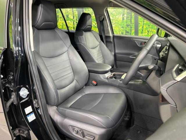 Toyota RAV4 2020-09 20681-8