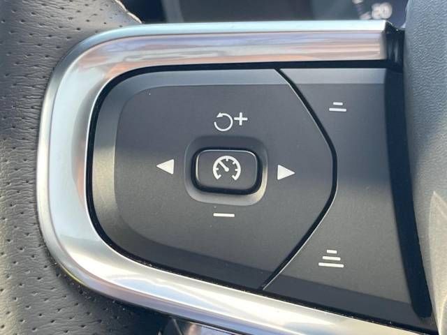 Volvo XC40 2020-09 183335-6