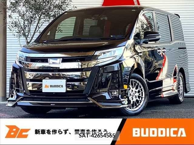 Toyota NOAH 2019-04 322845-0