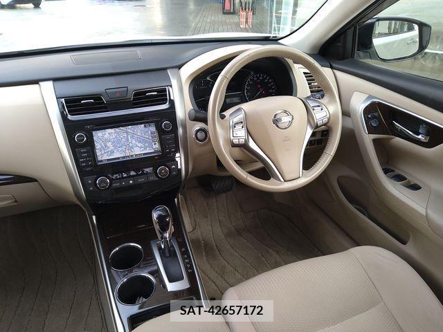 Nissan TEANA 2017-02 325138-7