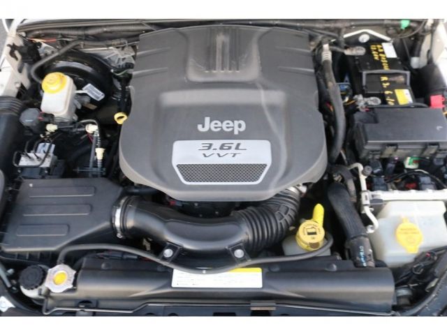 Jeep WRANGLER 2012-01 1676-9