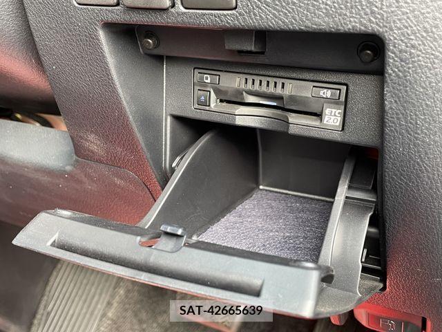 Toyota ALPHARD 2019-03 238874-18