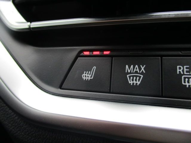Bmw 3 SERIES 2021-08 3885-25