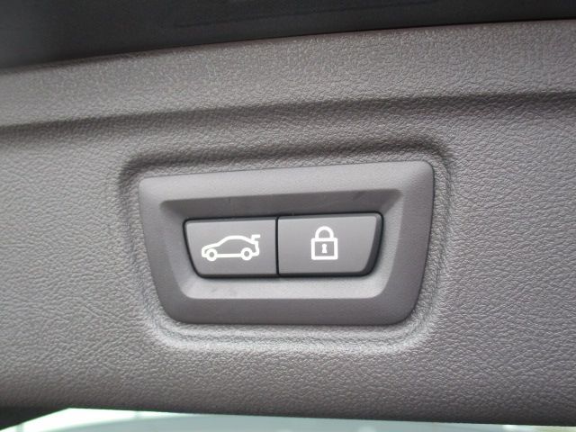Bmw 3 SERIES 2021-08 3885-10
