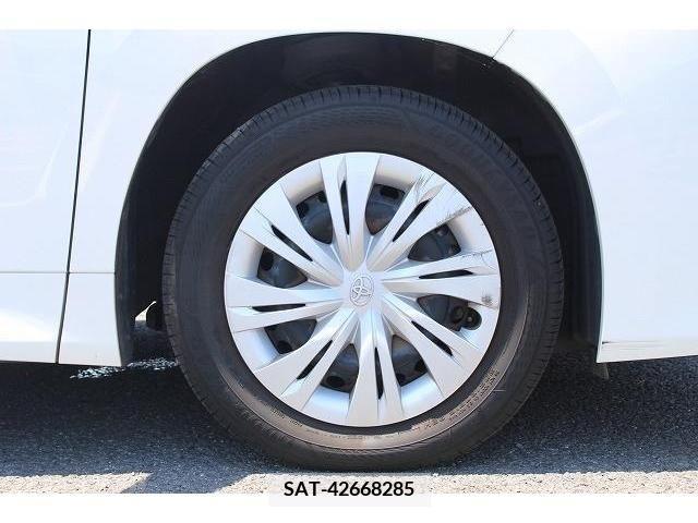 Toyota NOAH 2022-12 332034-12