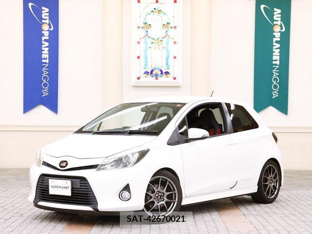 Toyota VITZ 2013-10 313654-0