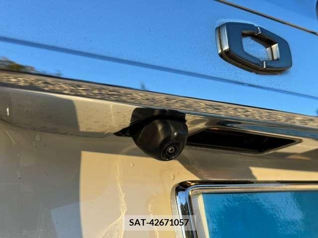 Toyota VOXY 2018-11 225283-11