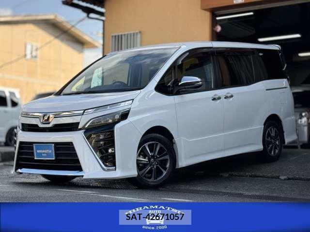 Toyota VOXY 2018-11 225283-0