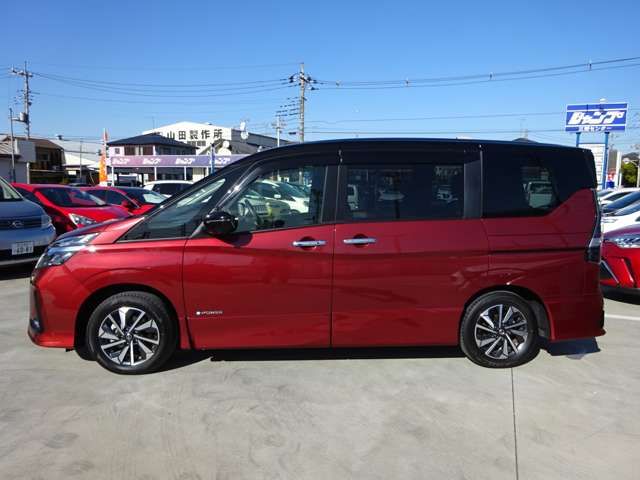 Nissan SERENA 2022-05 189656-9