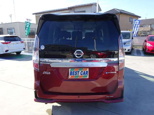 Nissan SERENA 2022-05 189656-6