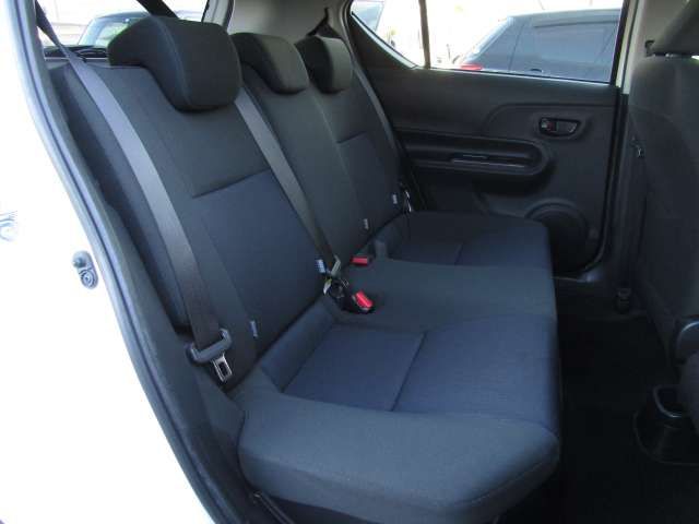 Toyota AQUA 2015-03 180999-17
