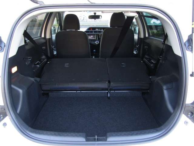 Toyota AQUA 2015-03 180999-18