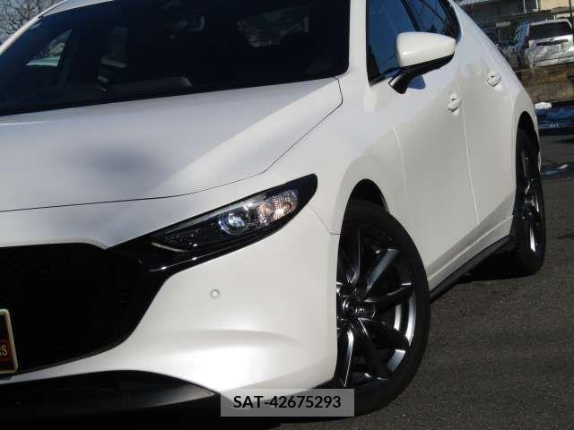 Mazda MAZDA3 2020-06 221765-17