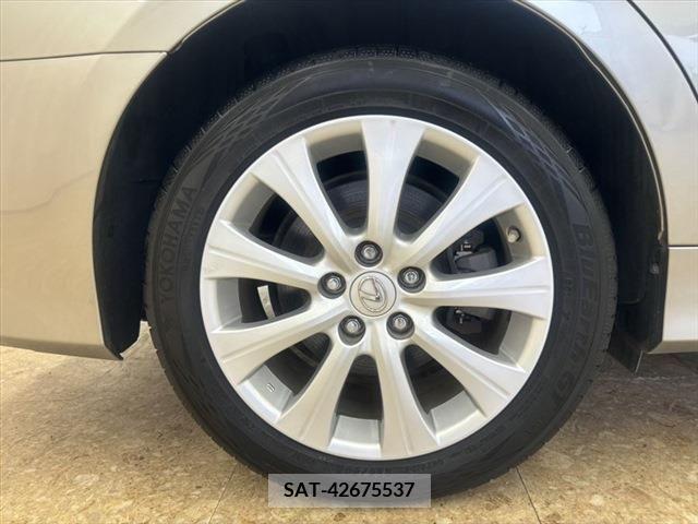Lexus GS 2018-01 354320-23
