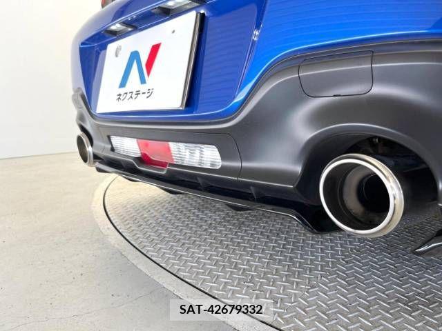 Subaru BRZ 2022-01 332645-3