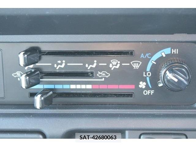 Toyota LAND CRUISER 2014-12 228407-5