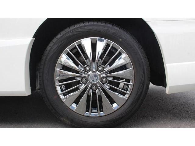 Nissan SERENA 2016-10 7114-6