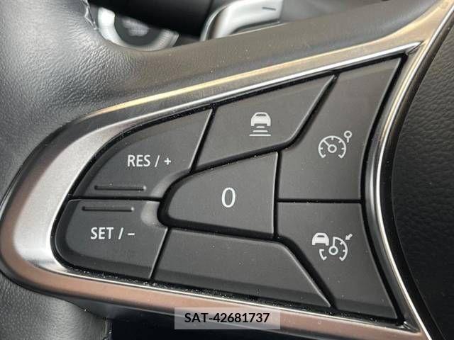 Renault CAPTUR 2022-04 317018-3