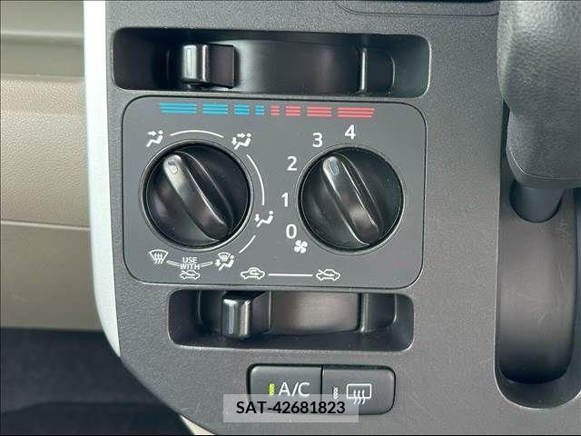 Daihatsu TANTO 2017-02 310221-26
