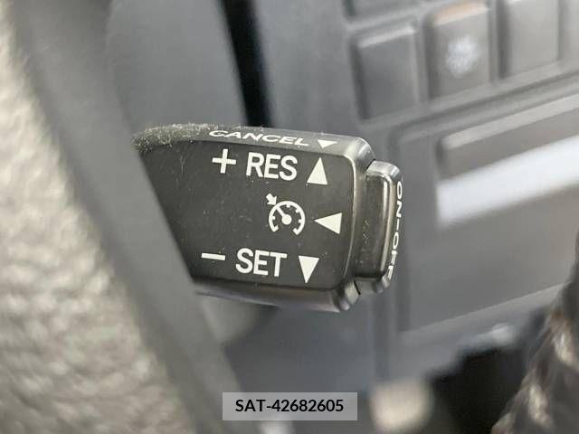 Toyota ALPHARD 2016-08 299652-6