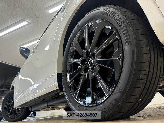 Mazda CX-60 2023-01 358772-18