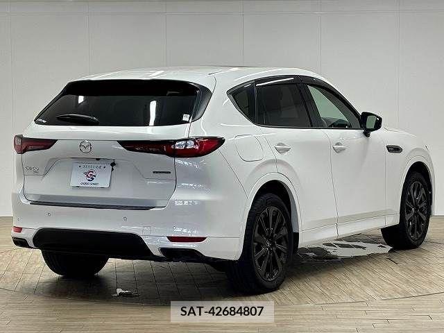 Mazda CX-60 2023-01 358772-16