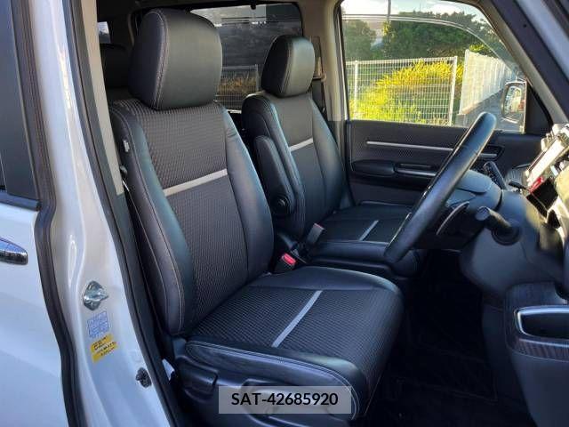 Honda e 2016-10 331964-8