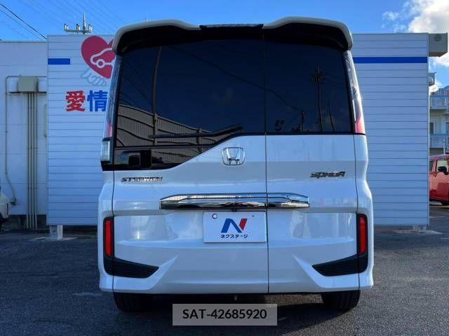 Honda e 2016-10 331964-16