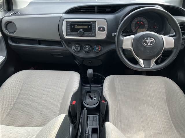 Toyota VITZ 2014-08 27469-1