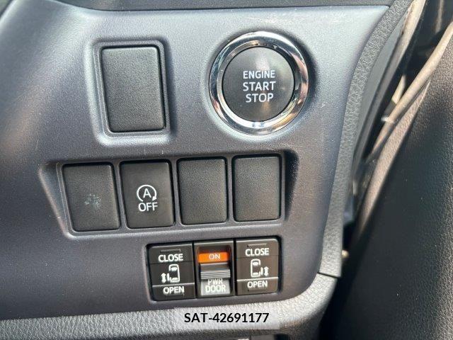 Toyota VOXY 2014-07 321712-13