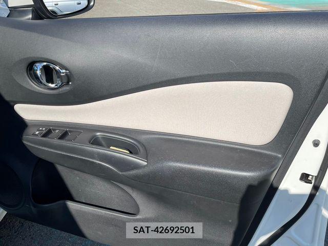 Nissan NOTE 2018-10 328549-19