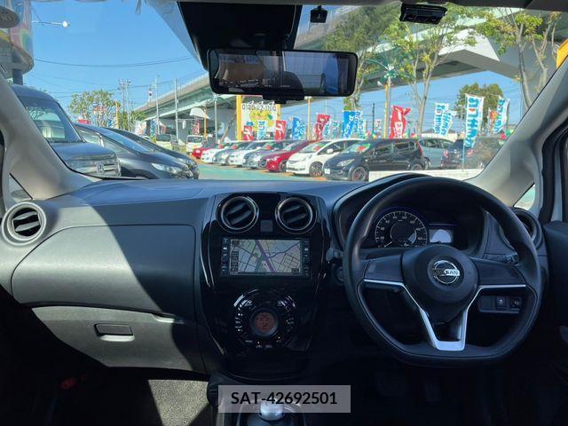Nissan NOTE 2018-10 328549-16