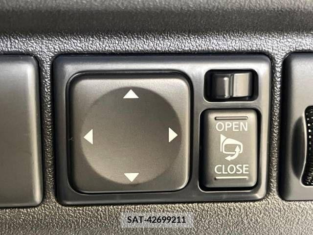 Nissan MARCH 2021-07 308103-6