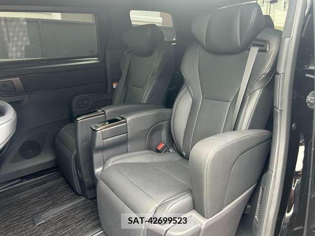 Toyota ALPHARD 2023-12 344293-13