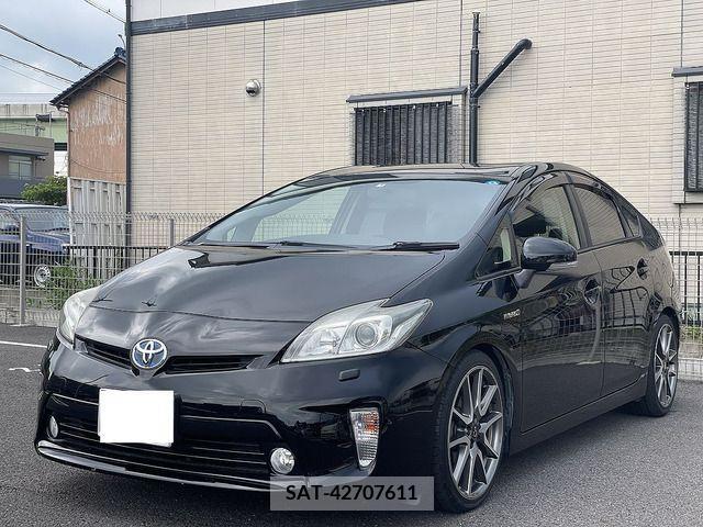 Toyota PRIUS 2013-02 366489-0