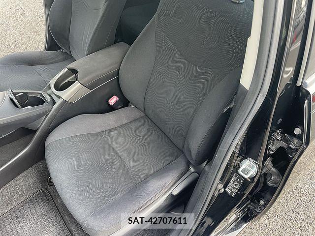 Toyota PRIUS 2013-02 366489-17
