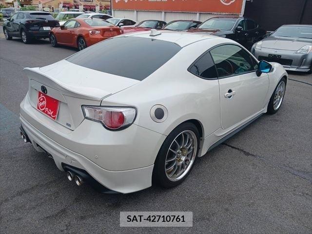 Toyota 86 2012-07 379712-19