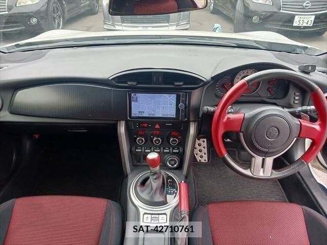Toyota 86 2012-07 379712-2
