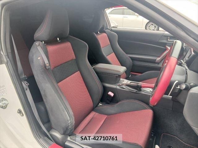 Toyota 86 2012-07 379712-7