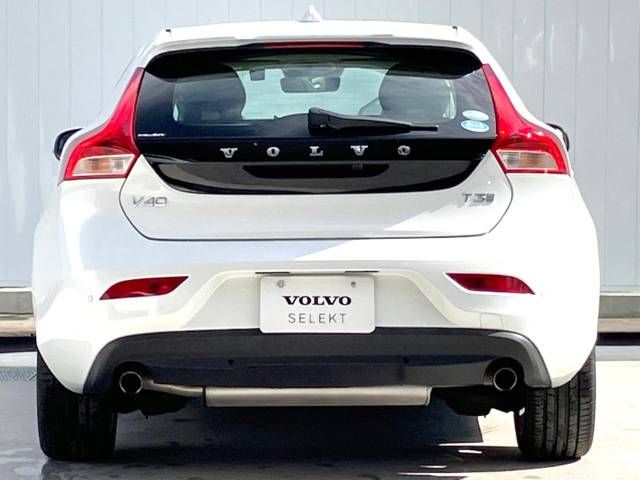 Volvo V40 2019-02 20892-18