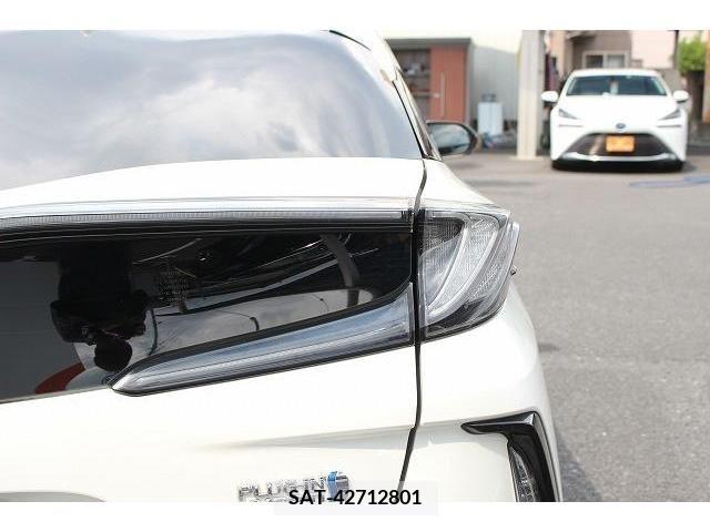 Toyota PRIUS PHV 2017-12 351456-12