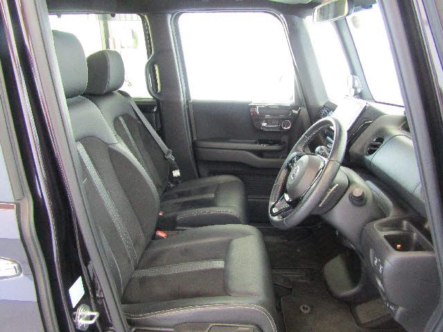 Honda N BOX CUSTOM 2021-01 192990-9