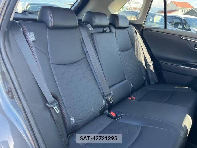 Toyota RAV4 2021-04 282762-9