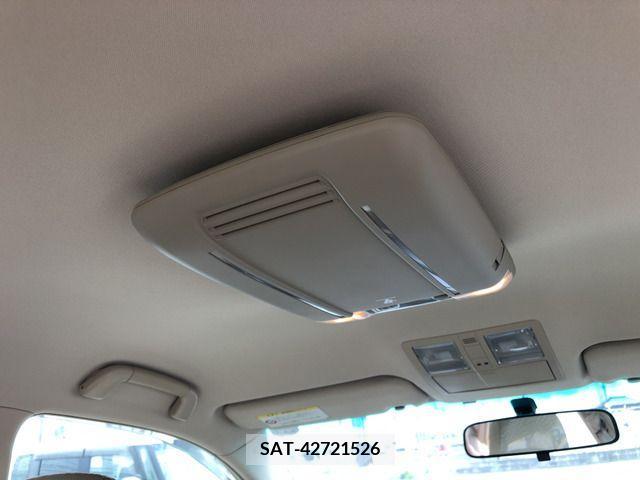 Toyota MARK X 2011-09 234535-7