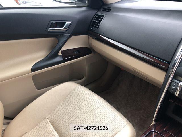 Toyota MARK X 2011-09 234535-16