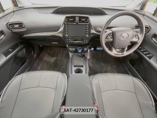 Toyota PRIUS 2022-07 366541-1