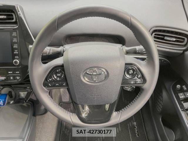 Toyota PRIUS 2022-07 366541-11