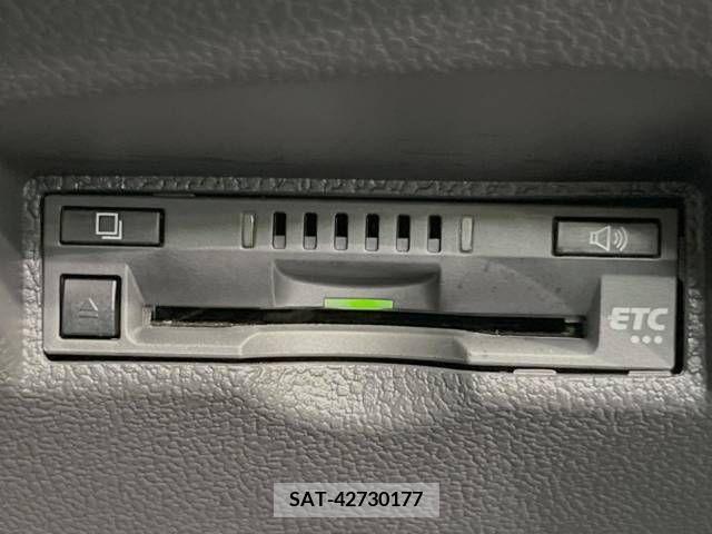 Toyota PRIUS 2022-07 366541-7